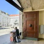 Palais Palffy Apartments Vienna